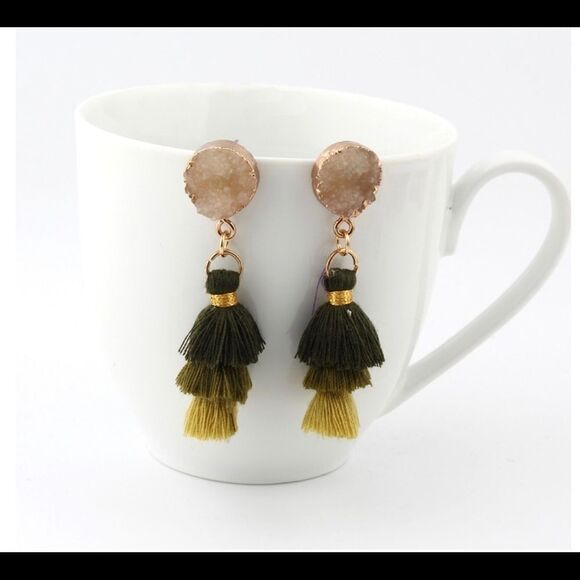 Earrings BOHO style Chic Versatile - Picture 1 of 3